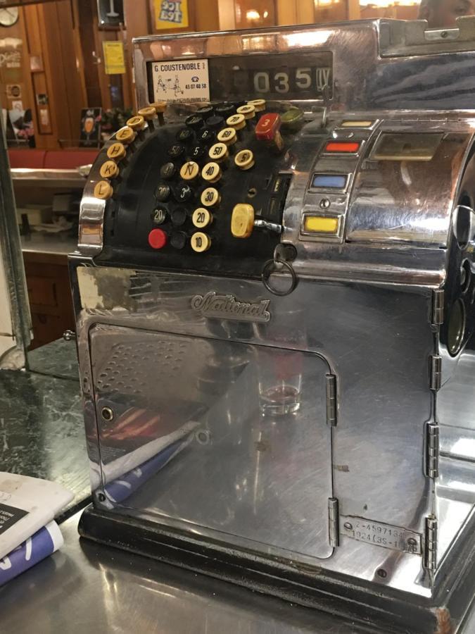 A La Pinte Du Nord Hotel Parigi
